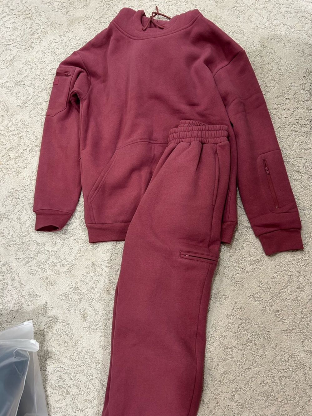 Comfrt berry Fleece Jogger airplane mode set